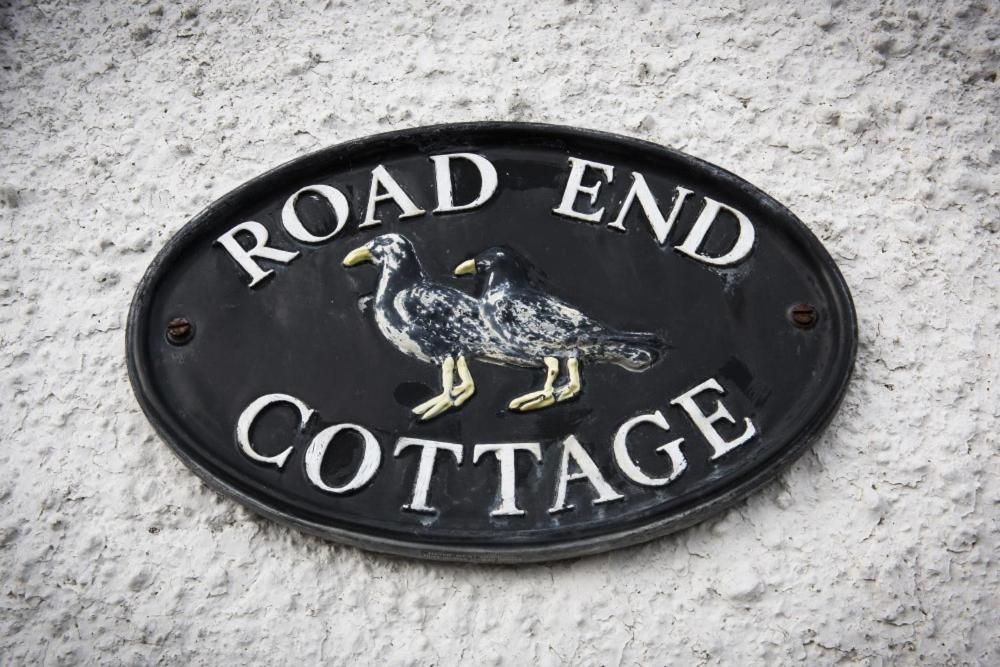 Road End Cottage Port of Ness エクステリア 写真